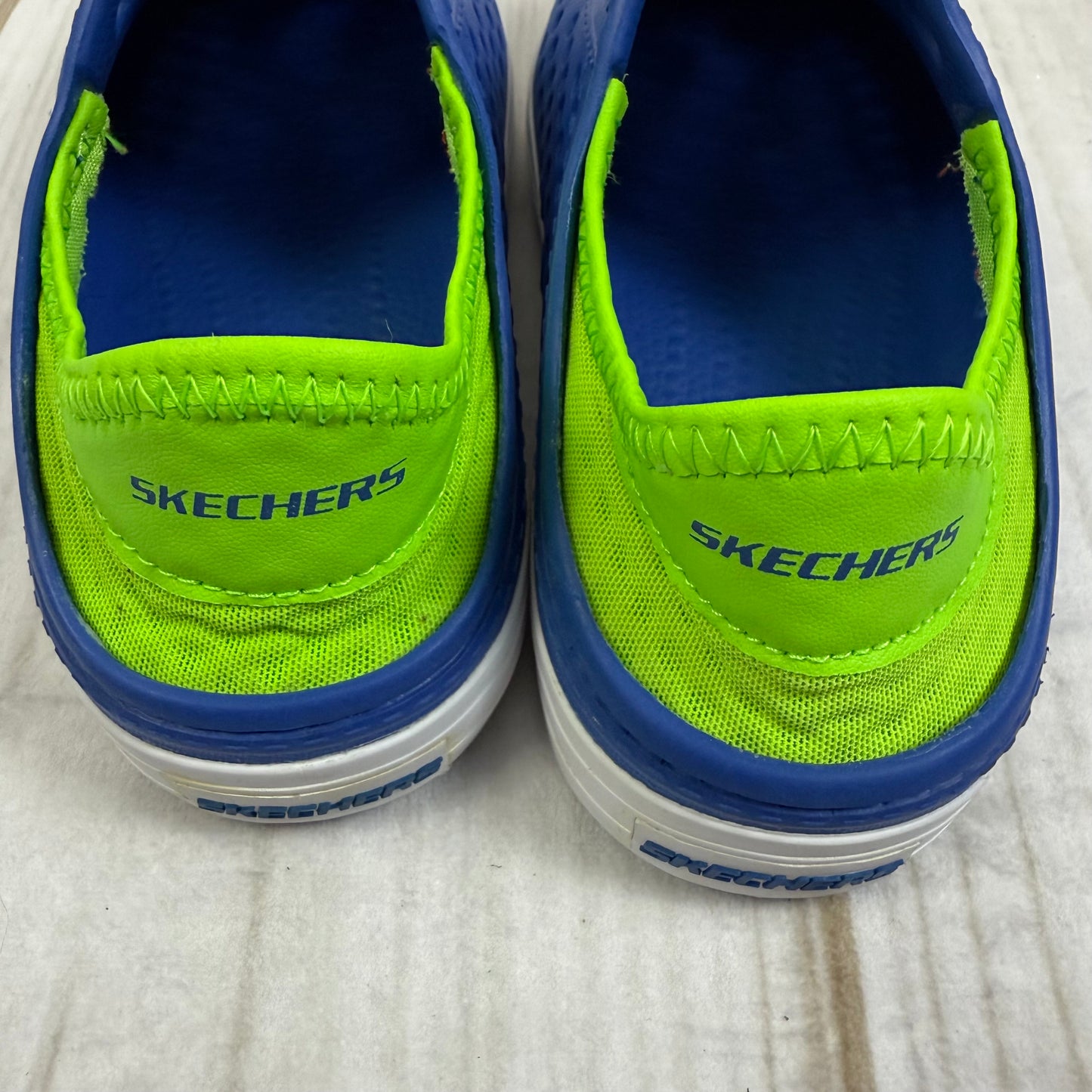 sketchers foamies 12C