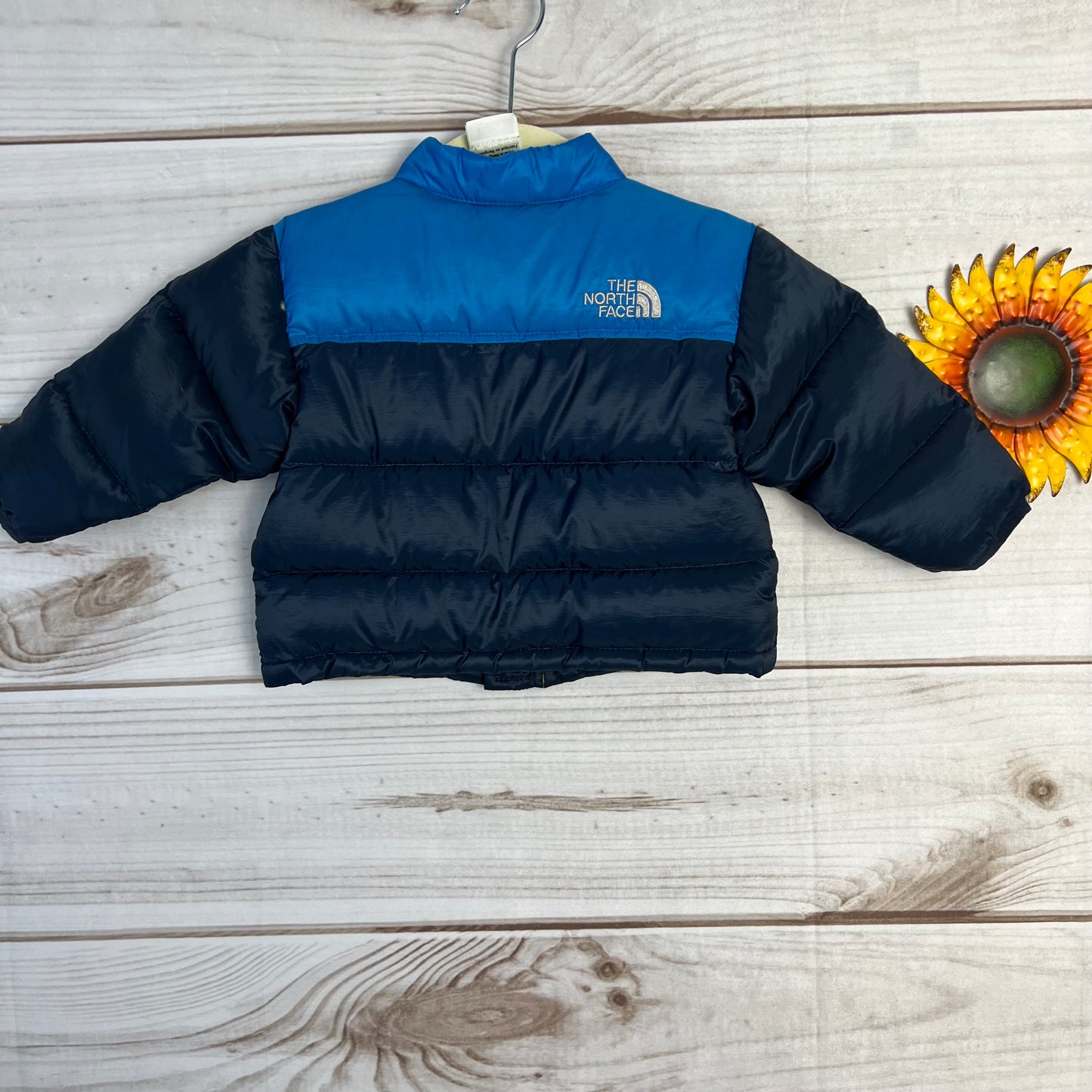 the north face baby 550 jacket 3-6M