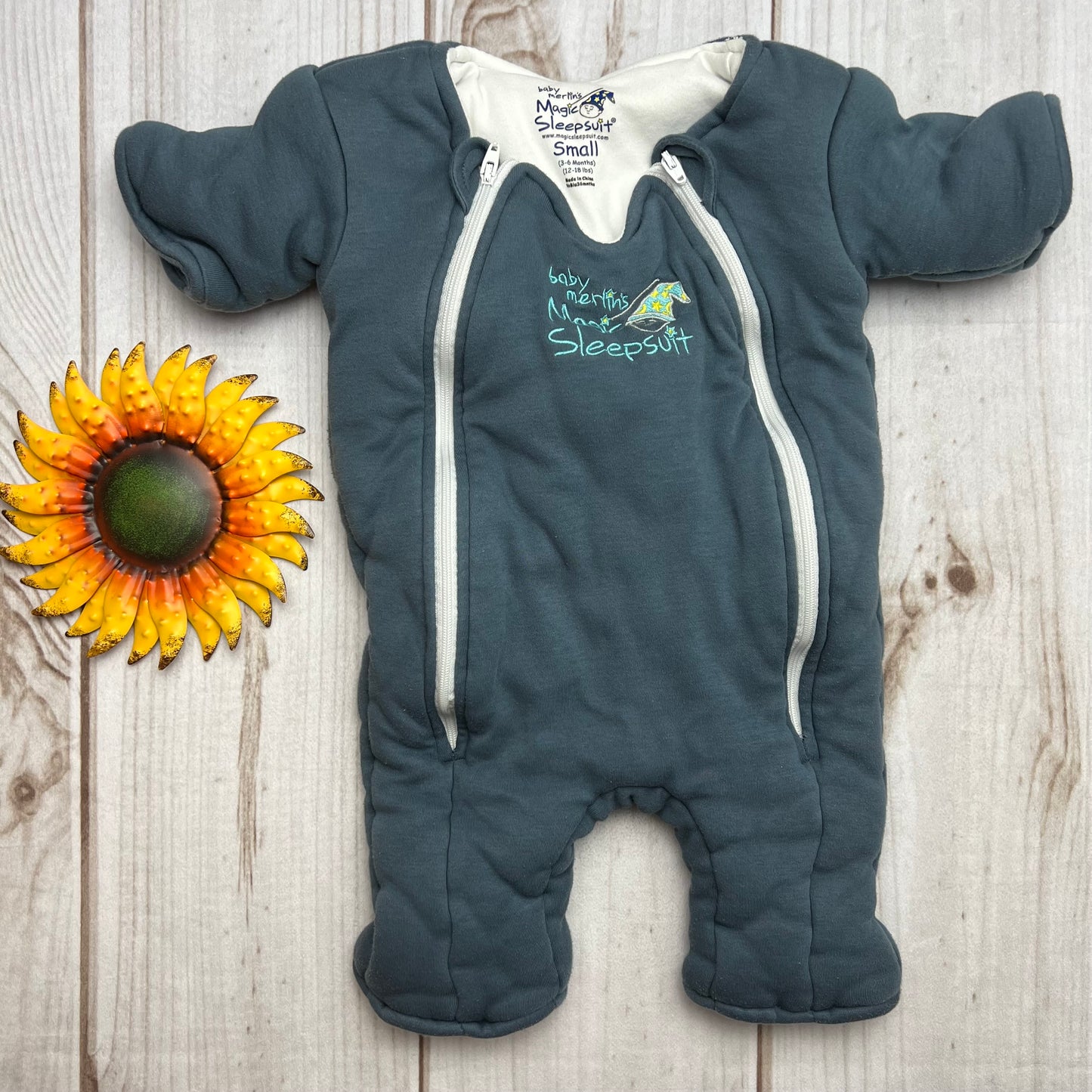 baby merlin's magic sleep suit S