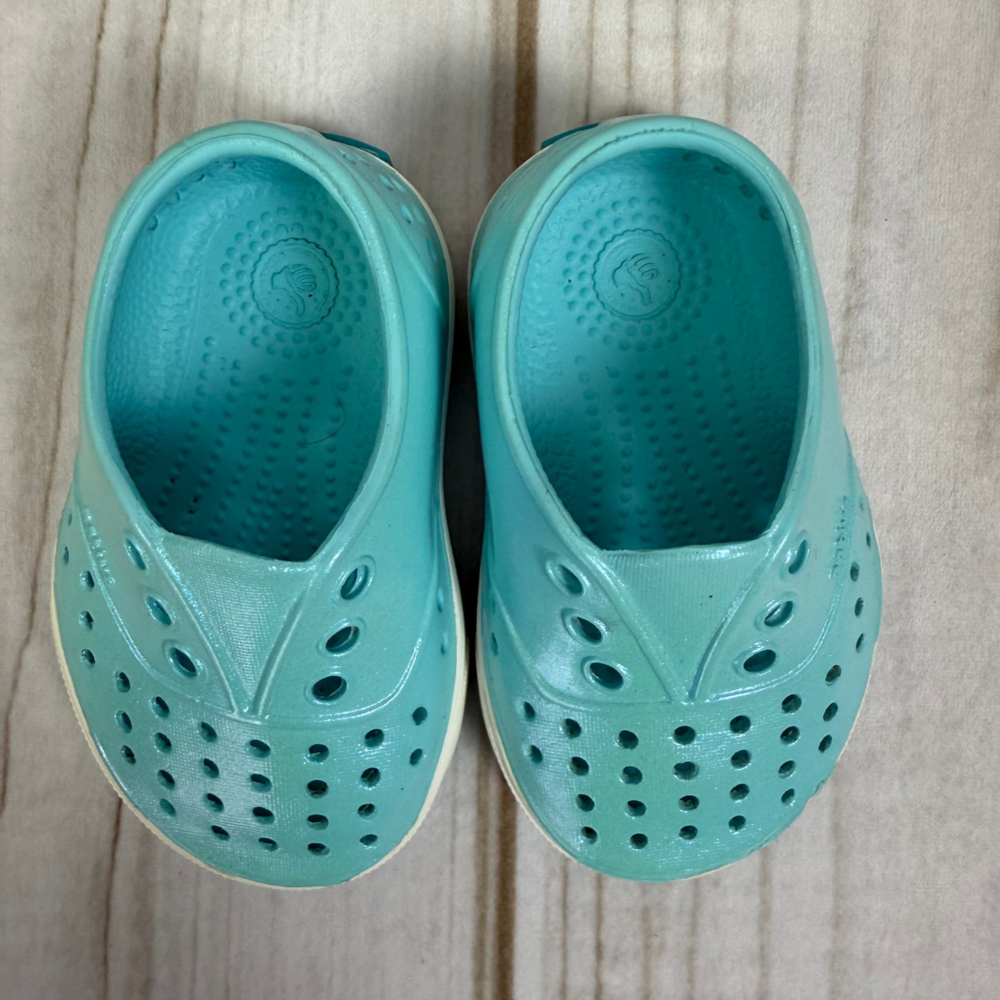 native miles shoes 4C