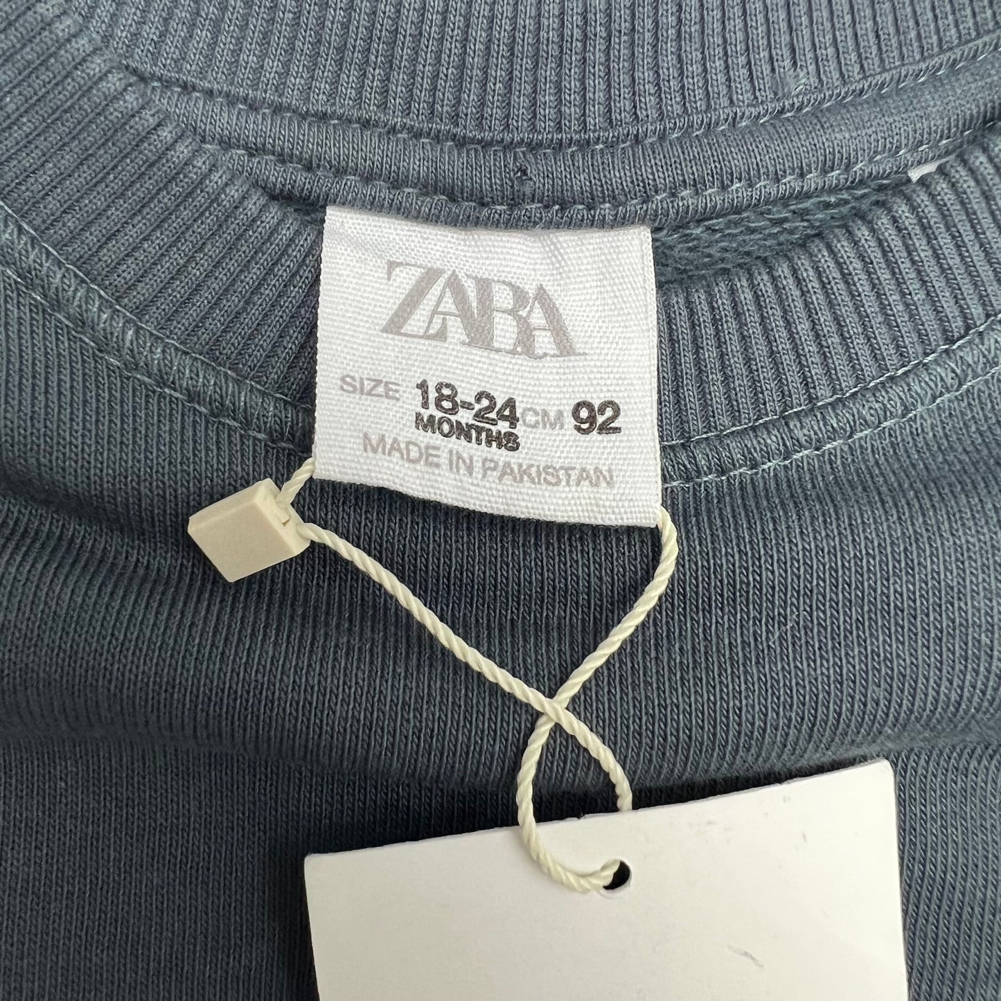 zara sweatshirt 18-24M