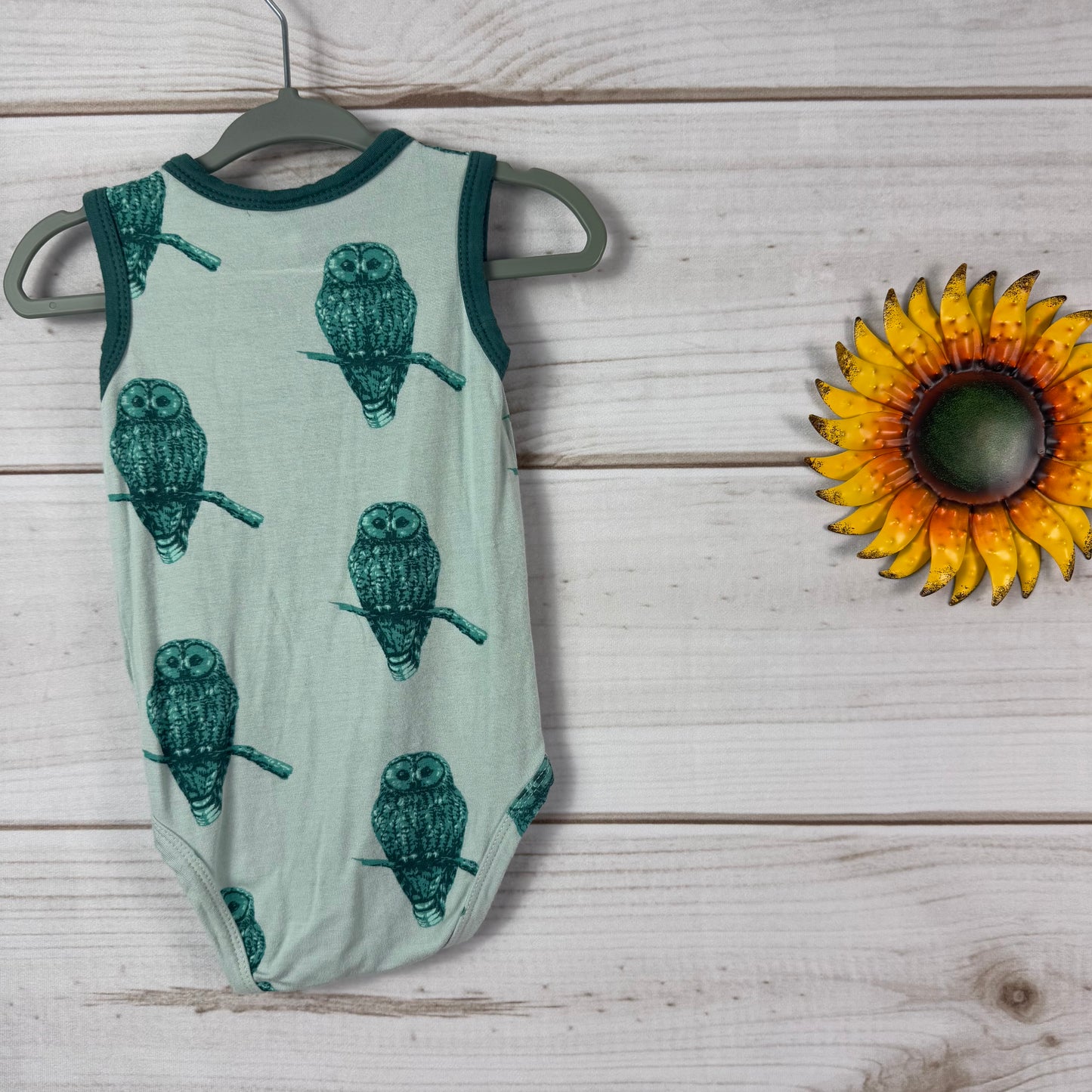 kate quinn sleeveless bodysuit 3-6M