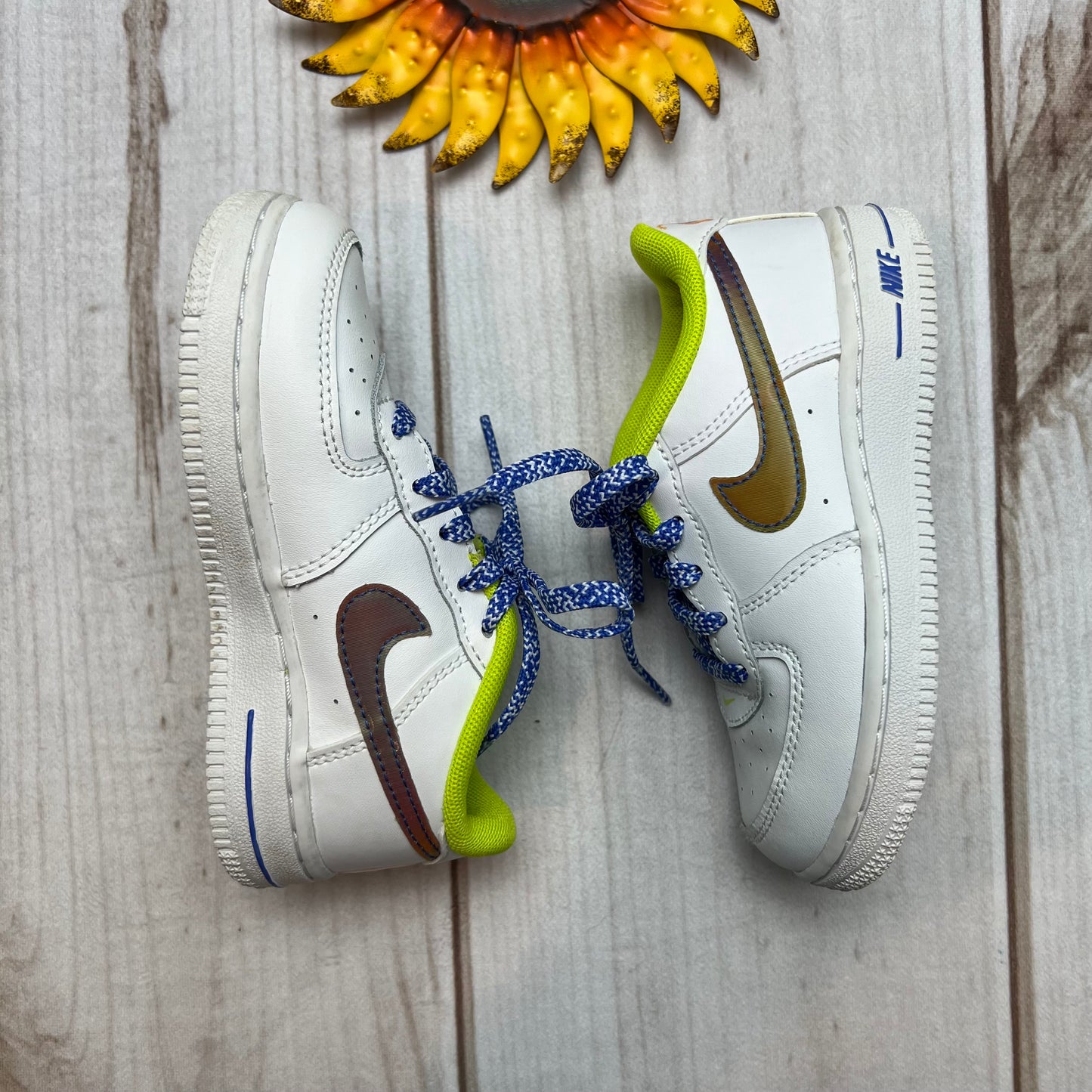 nike air force 1 LV8 9C