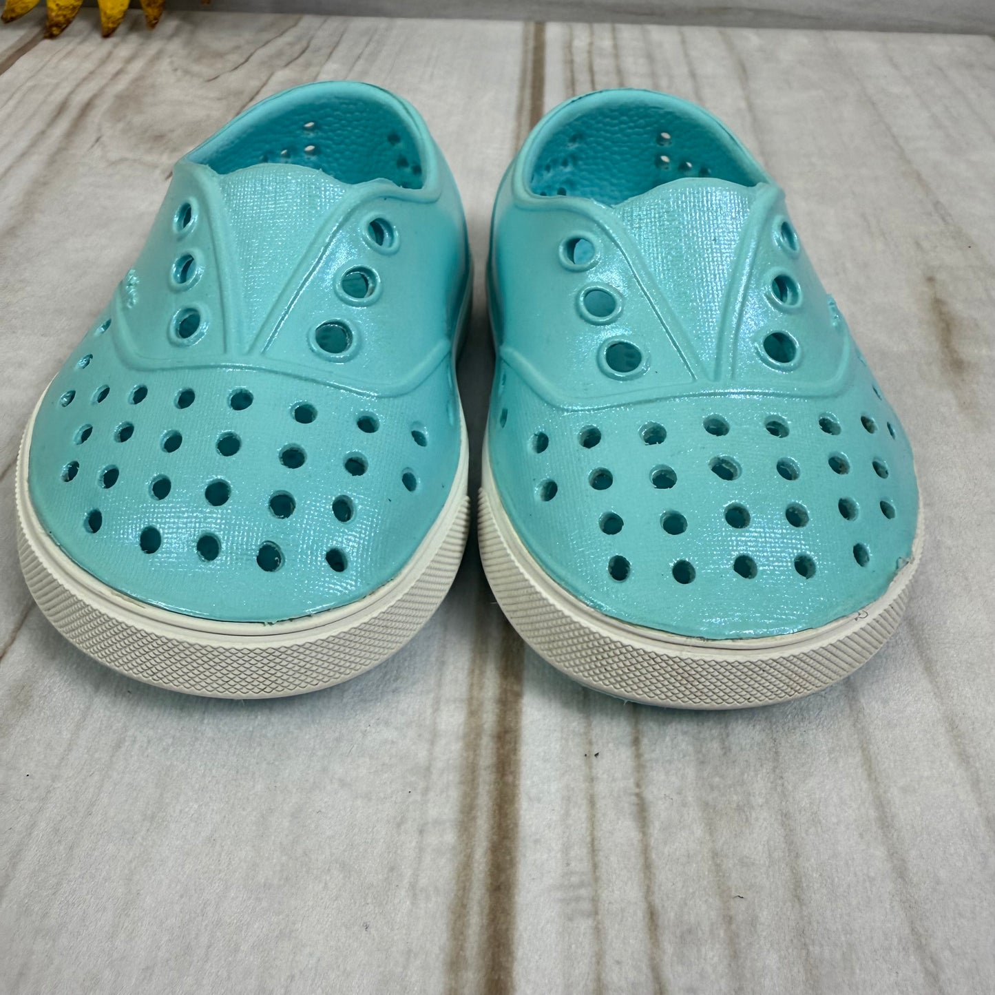 native miles shoes 4C