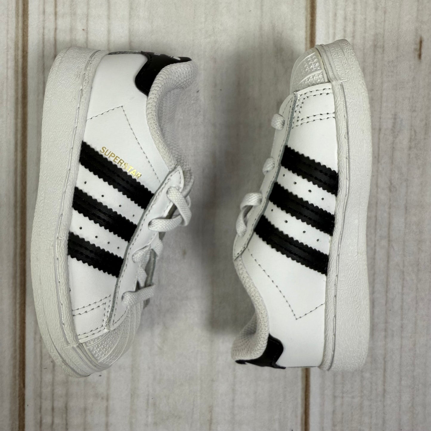 adidas super star 7C