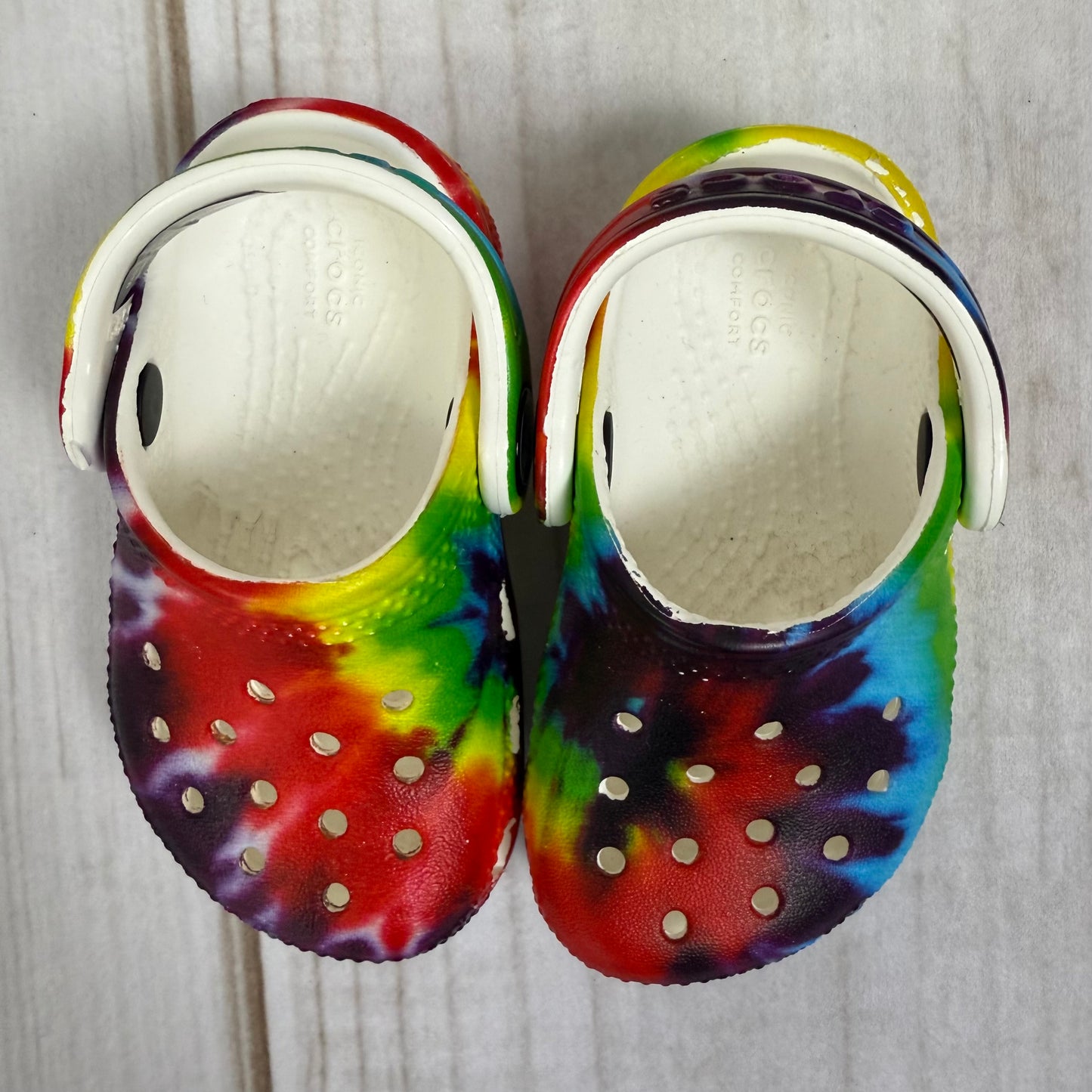 crocs tie dye 4C