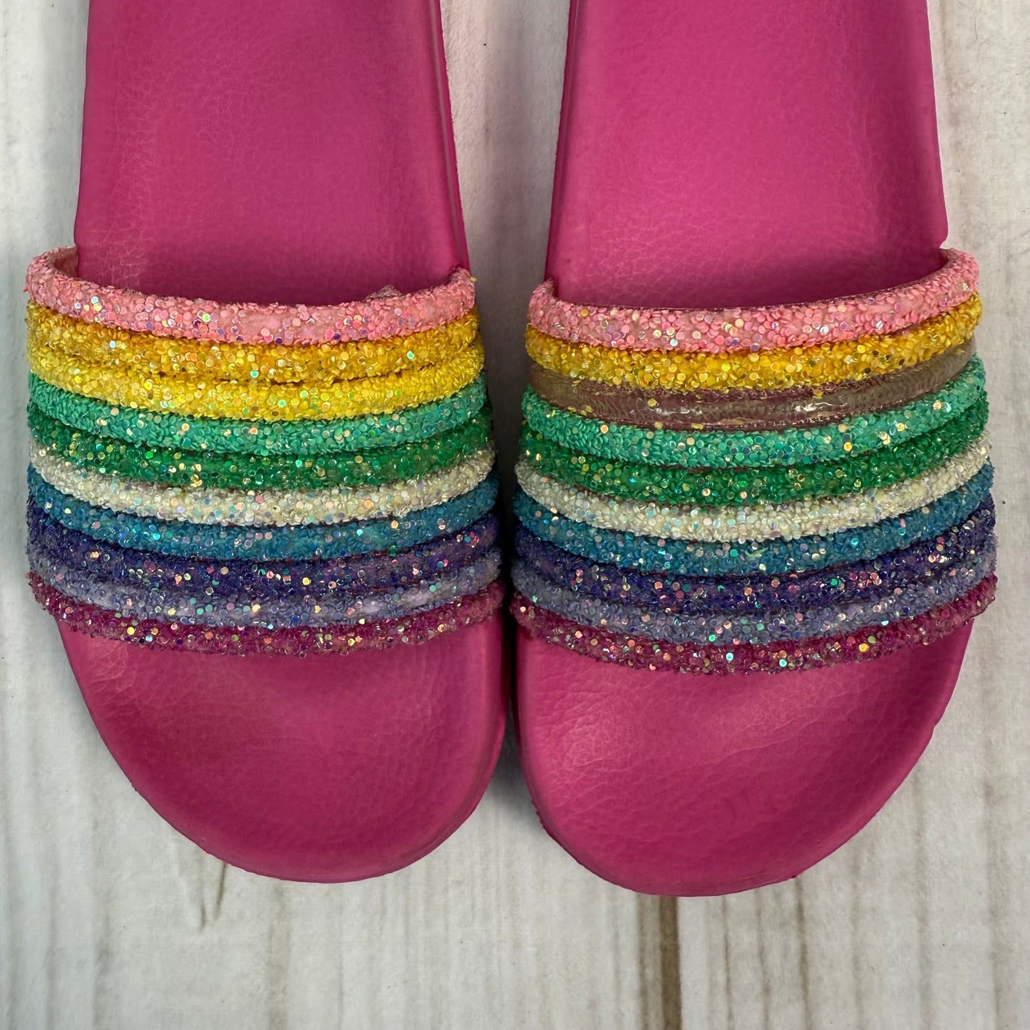 hatley over the rainbow slide sandals 13C