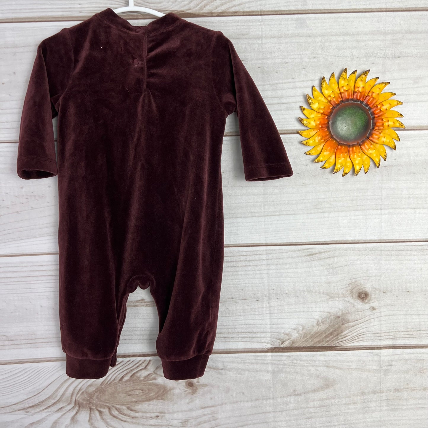 gymboree velvet romper 3-6M