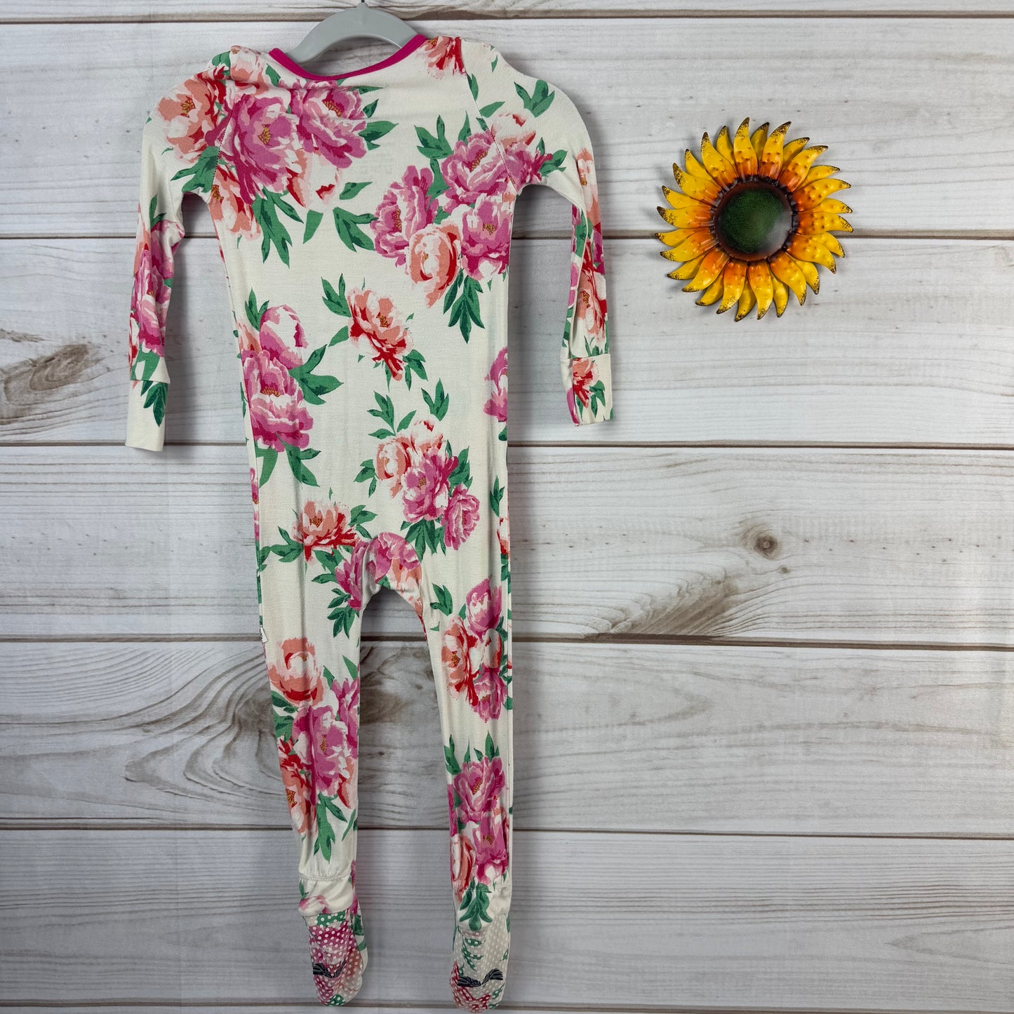 free birdies cloud peonies zip footie 18-24M