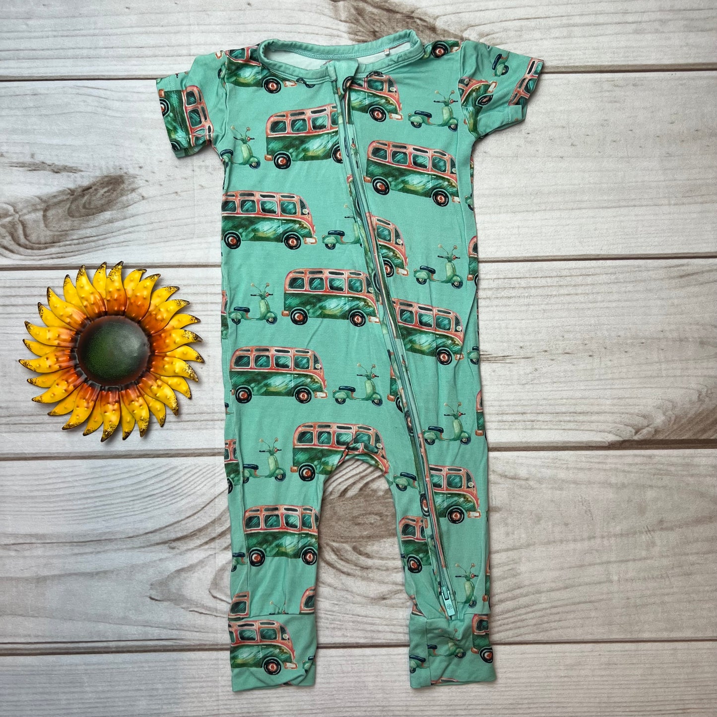 little bum bums that’s how we roll romper 12-18M