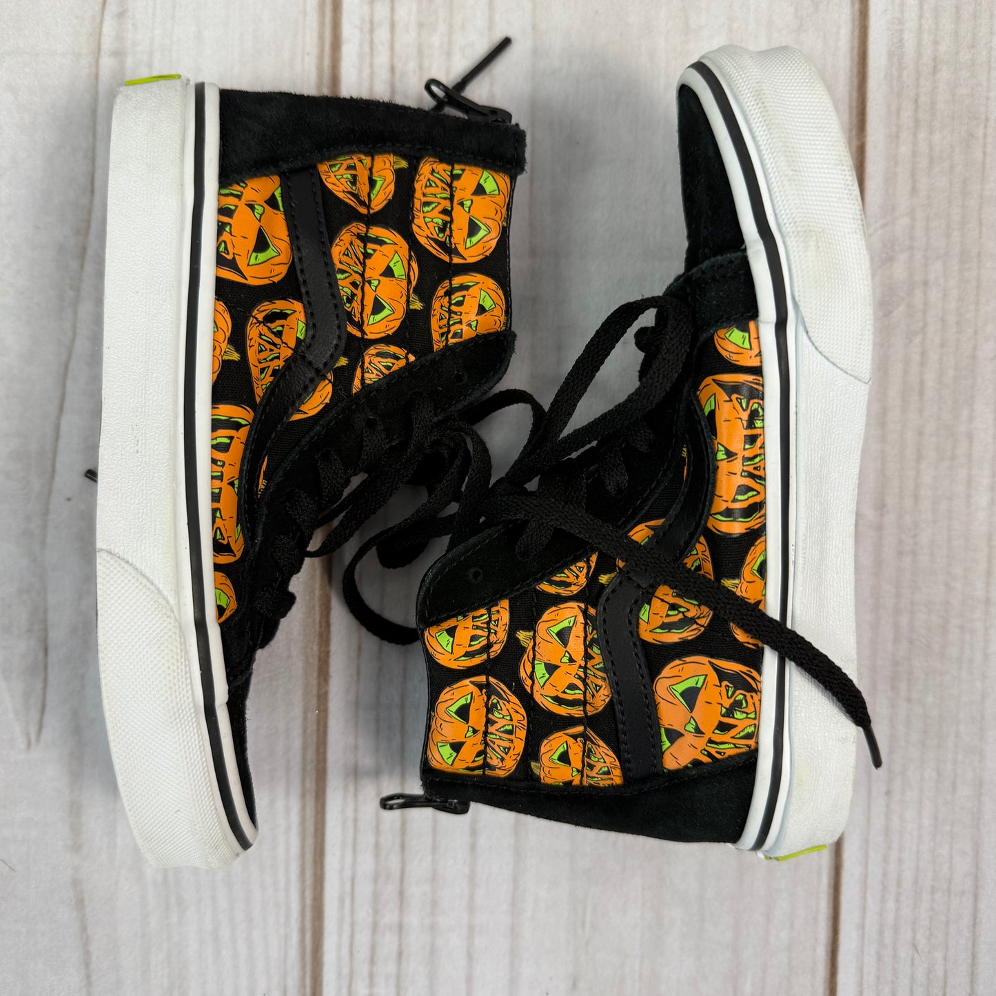 vans old skool glow pumpkins sk8 hi zip shoes 1Y