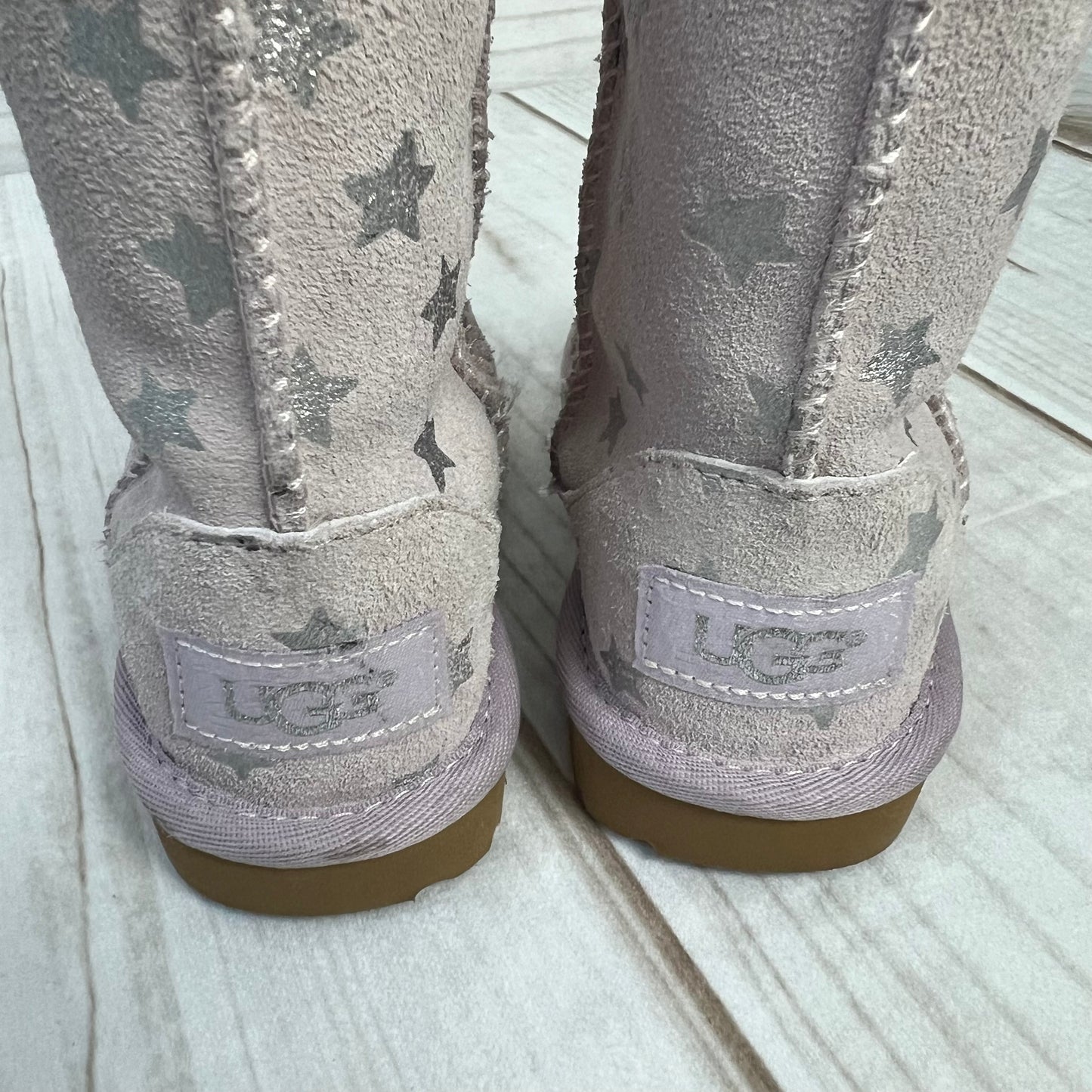 ugg boots lilac stars 8C