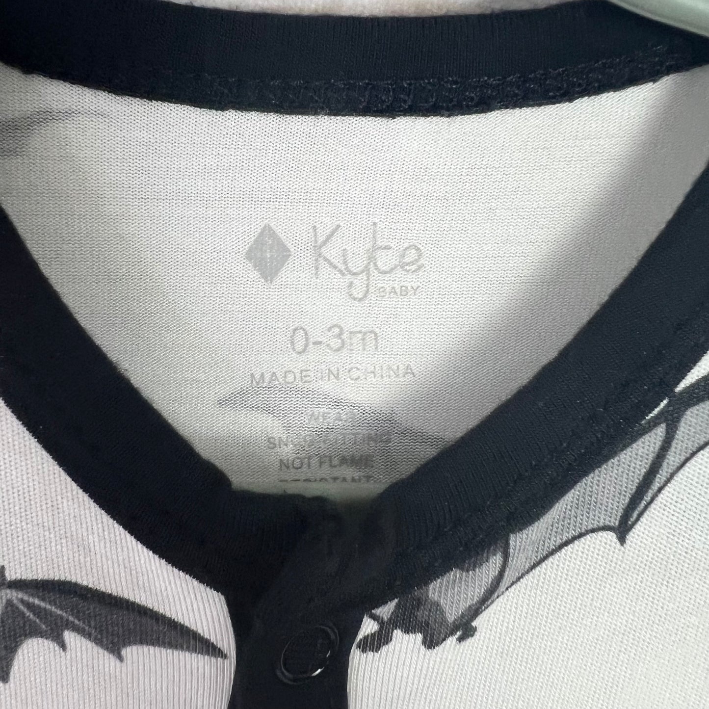 kyte baby bats snap romper 0-3M