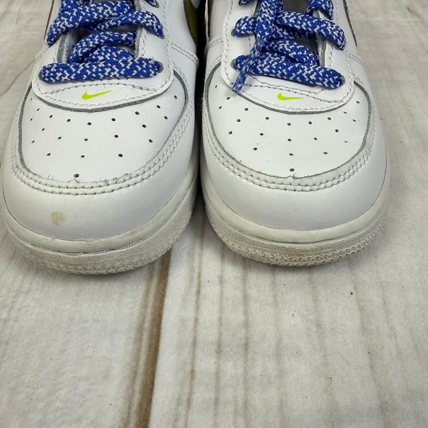 nike air force 1 LV8 9C