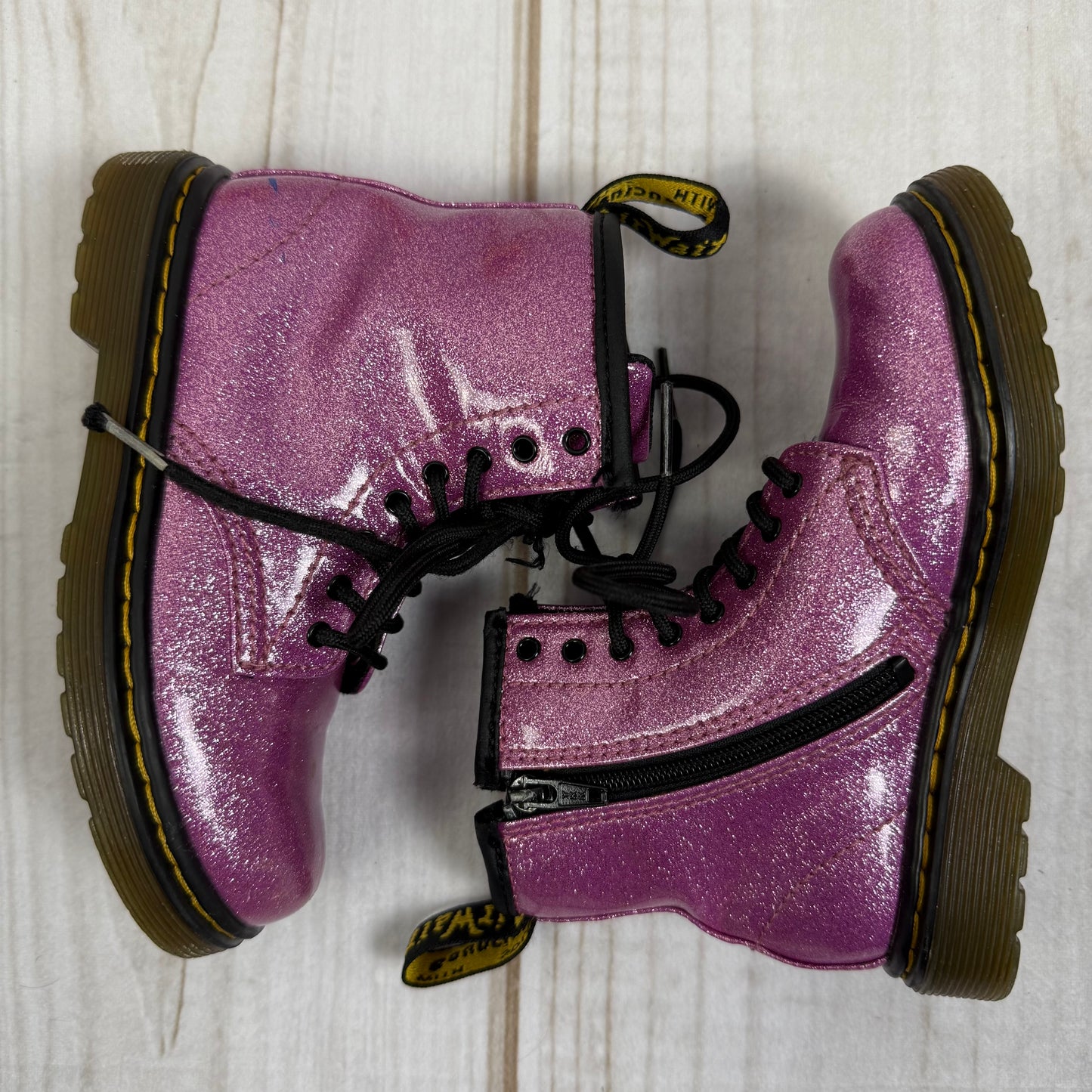 dr. martens 1460 glitter ankle boot 10C