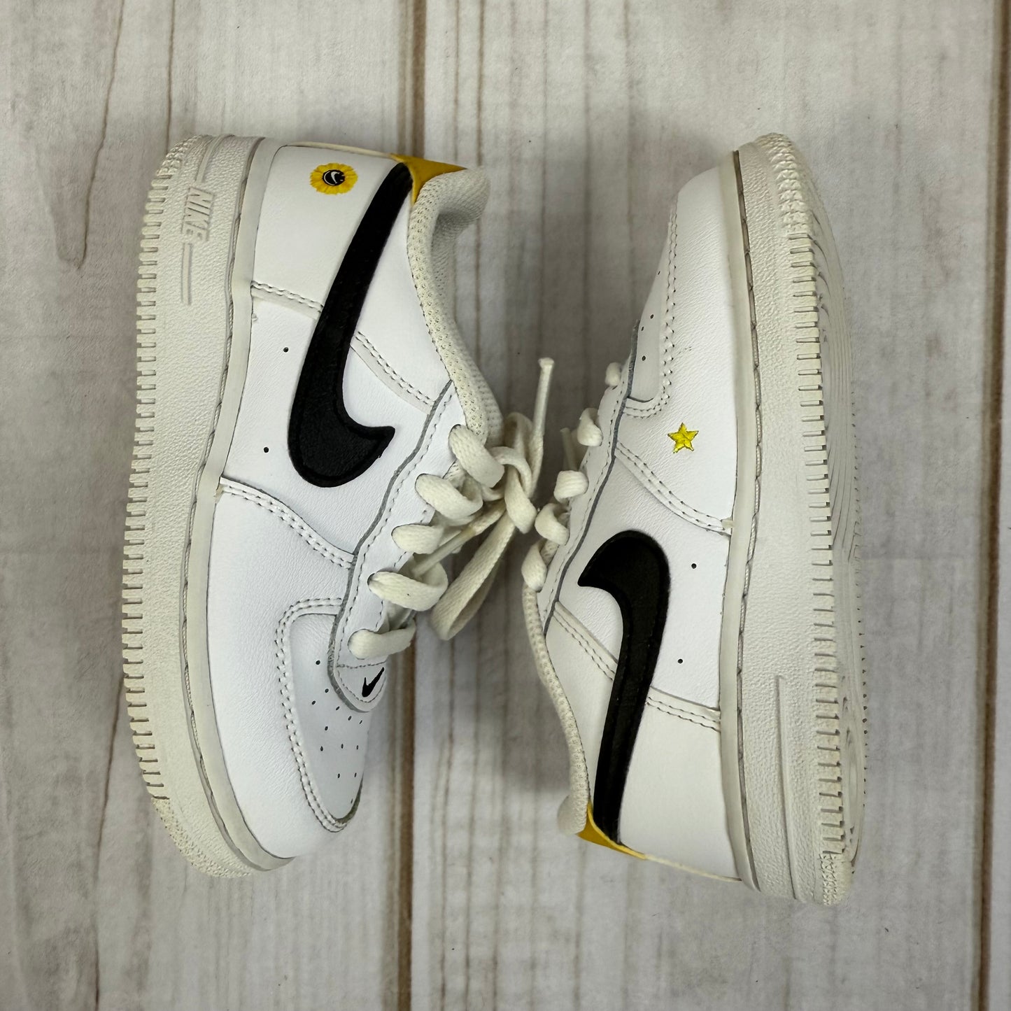 nike air force 1 LV8 9C