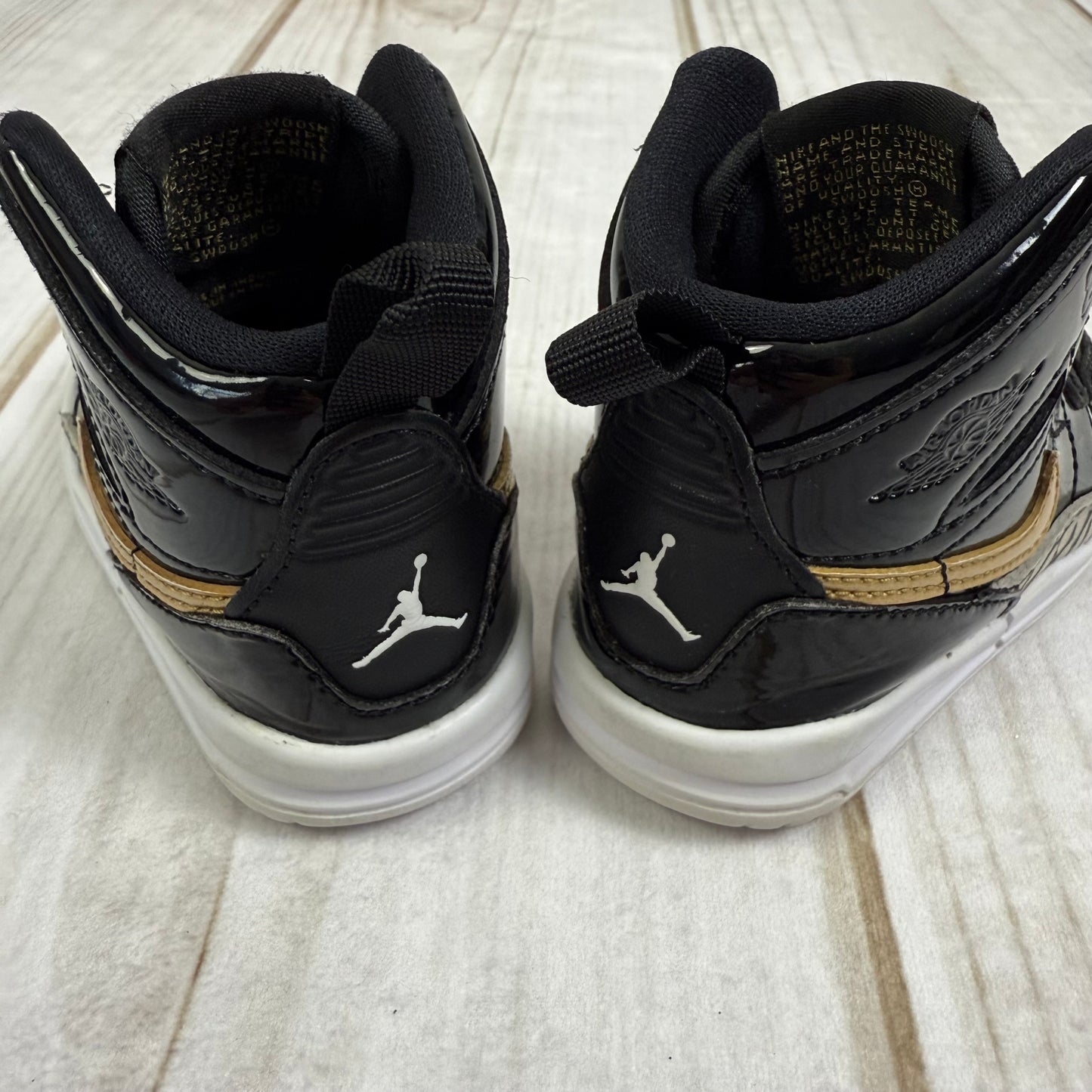 nike air jordan legacy 312 4C