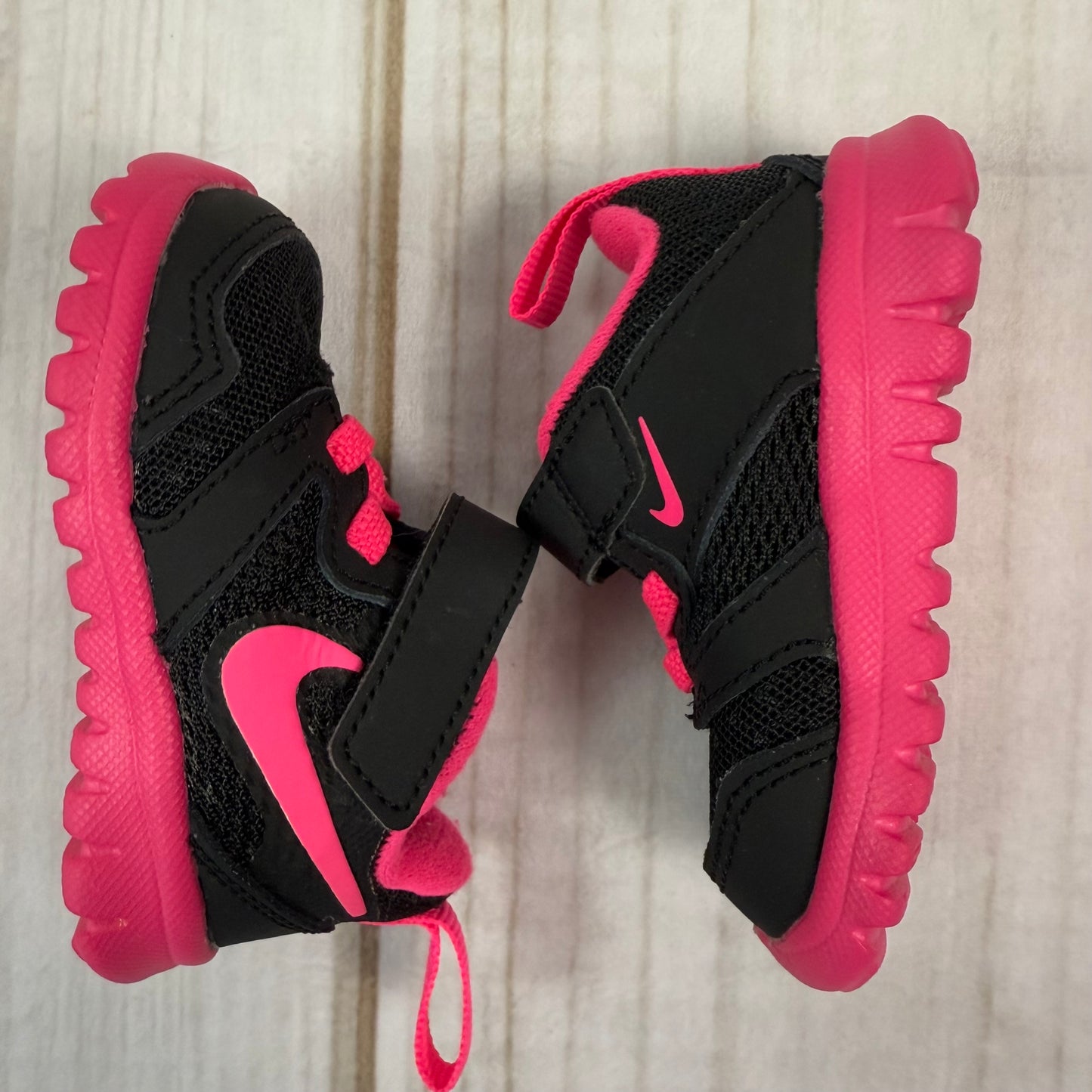 nike baby shoes 2C