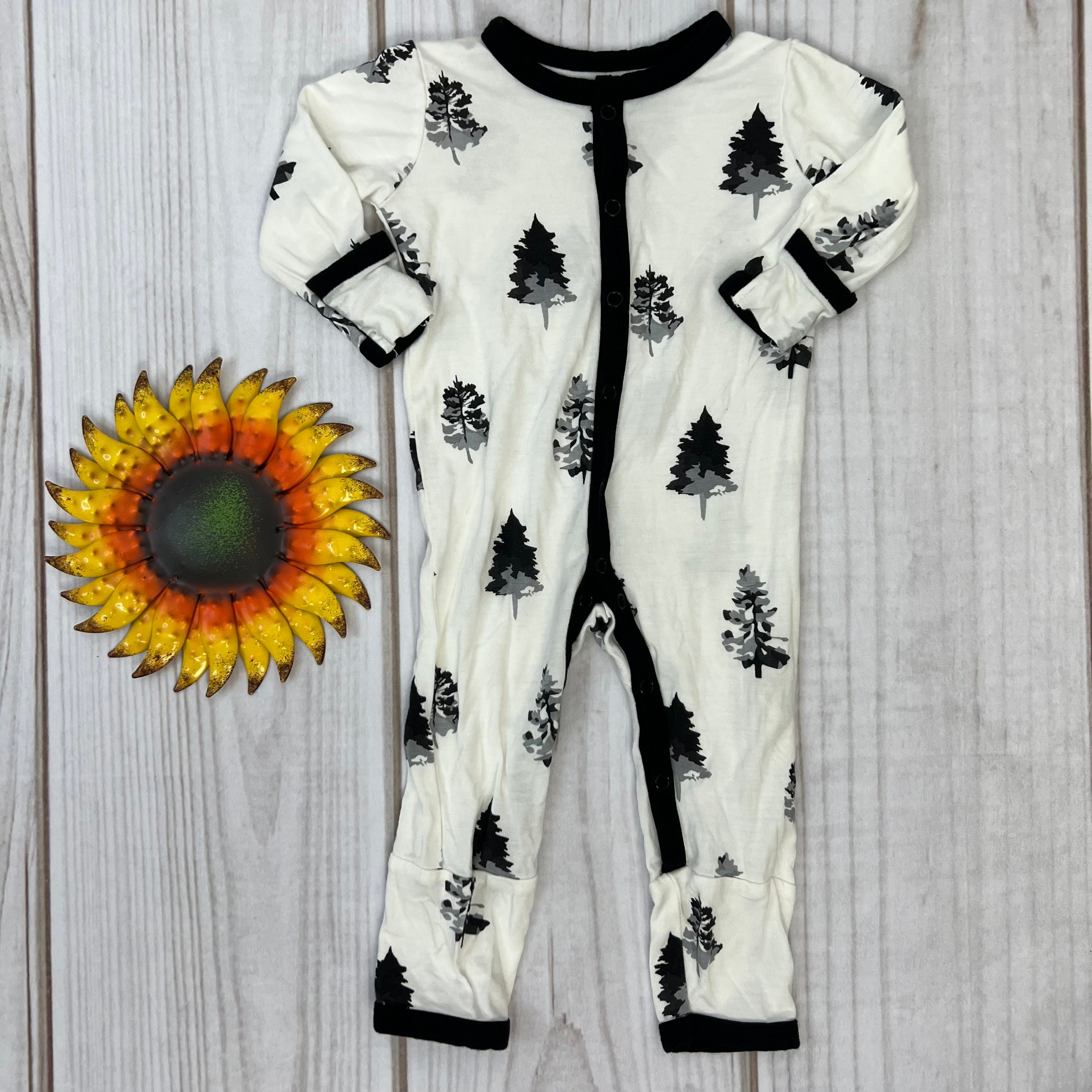 Kyte Baby Snap store Footie in Reindeer 0-3 Months