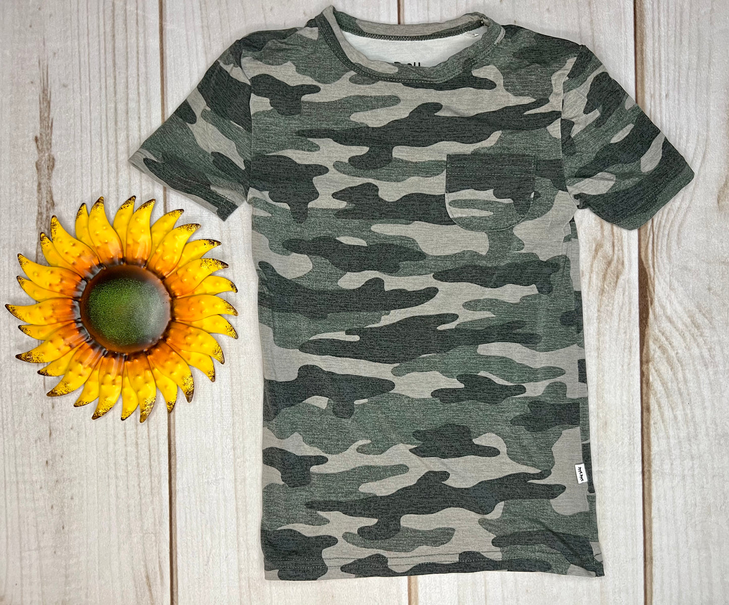 little sleepies camo pocket tee 6-12M - The Sunflower Baby Shop