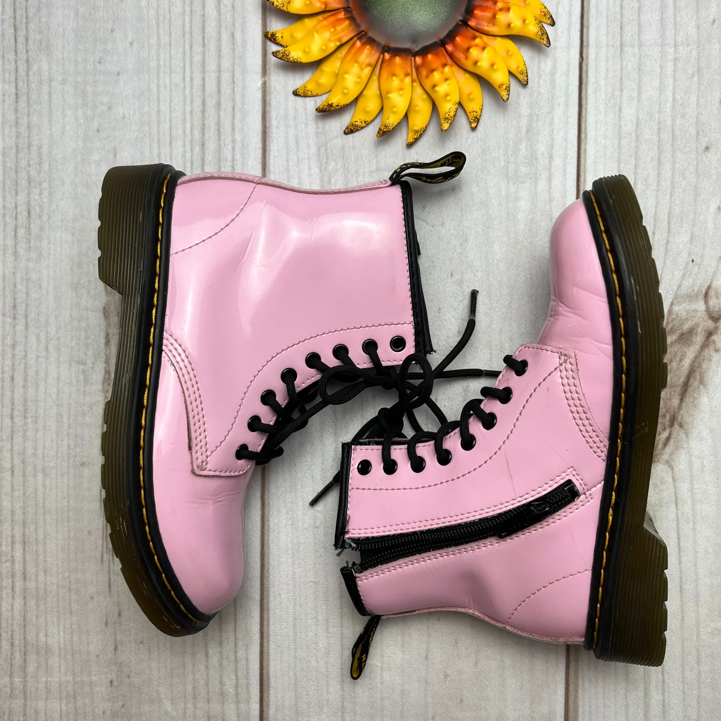 dr. martens junior 1460 patent boots 1Y