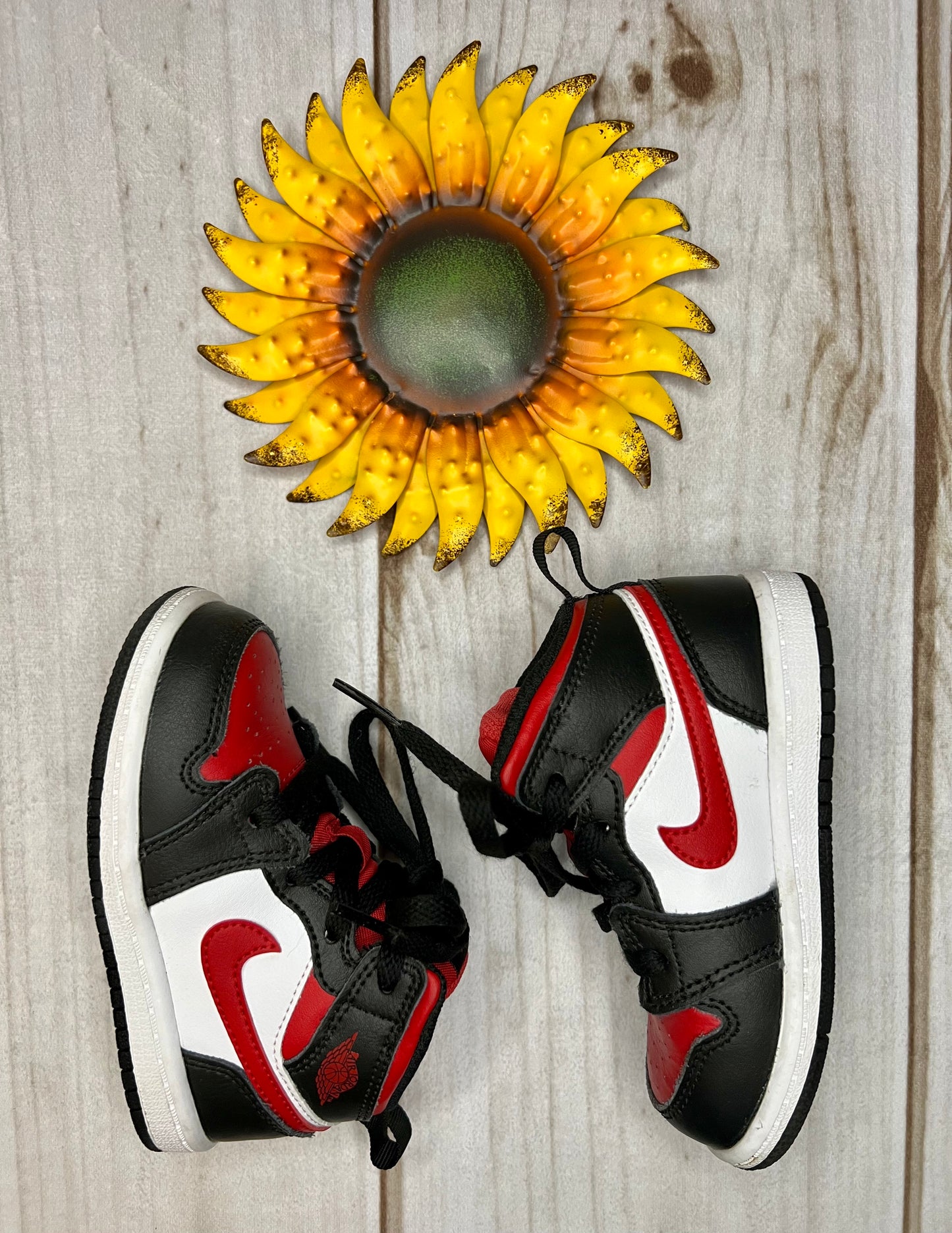 jordan 1 mid shoes 7C - The Sunflower Baby Shop