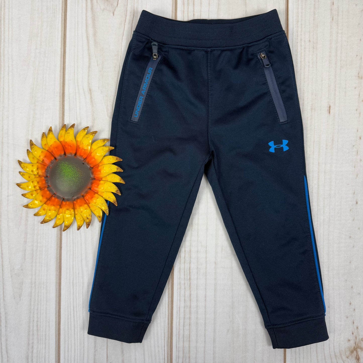 under armour joggers 24M