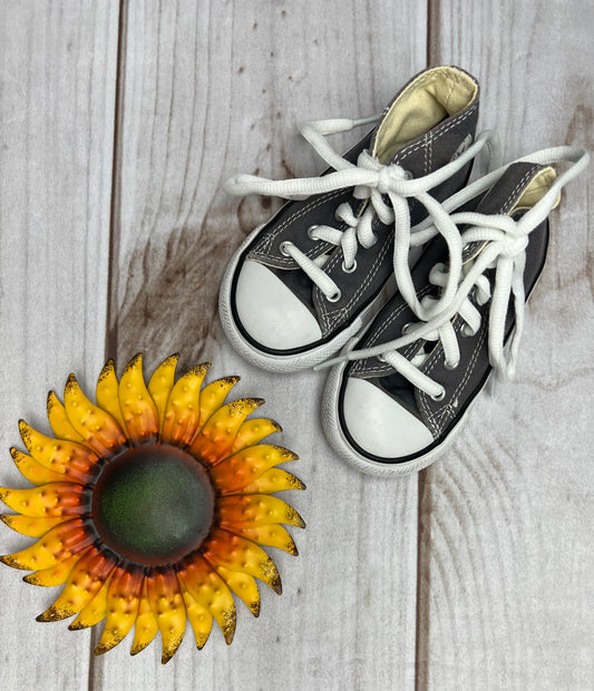 Baby 2025 sunflower converse