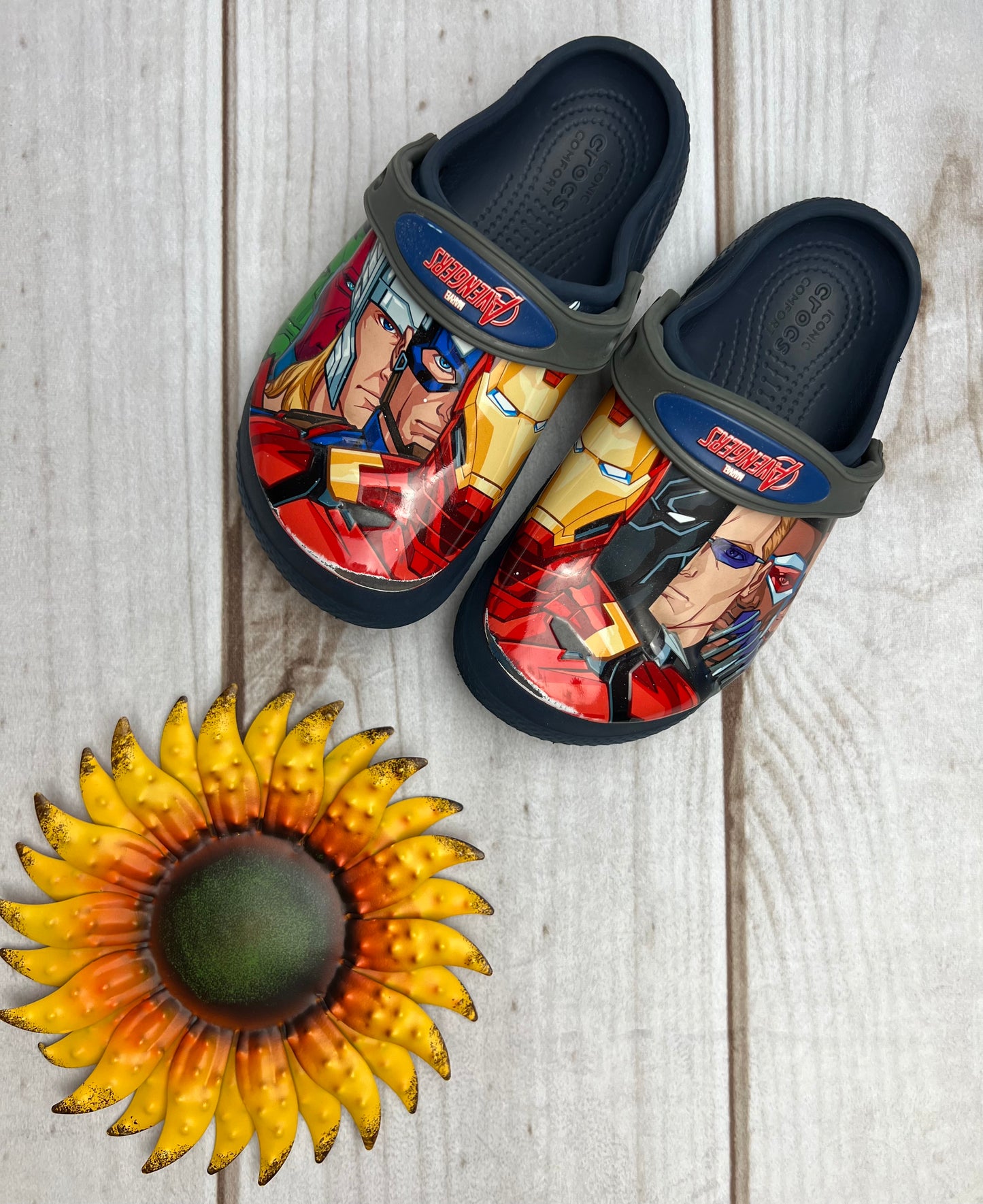 crocs clog avengers 12C