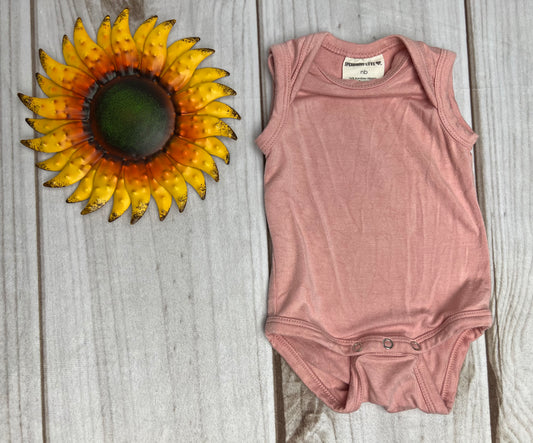 spearmint love sleeveless onesie NB