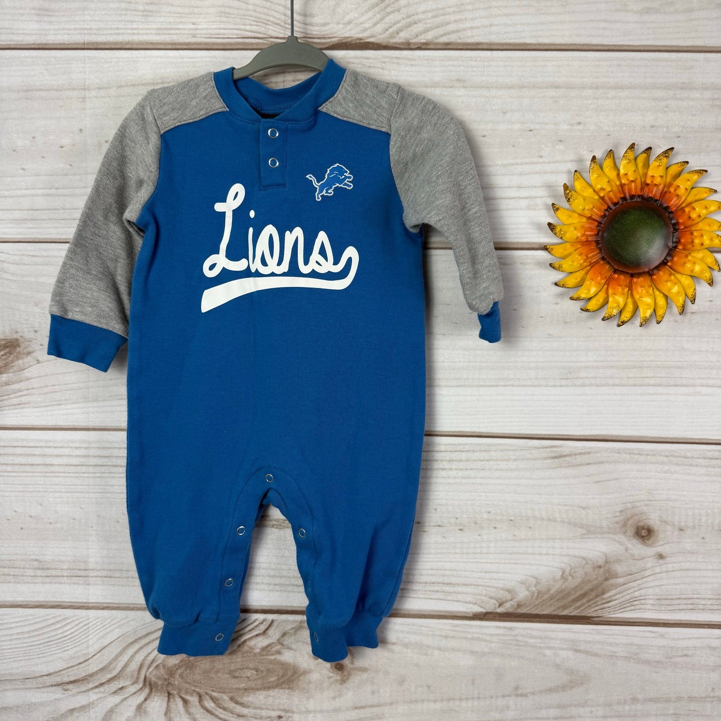 detroit lions baby romper 6-9M