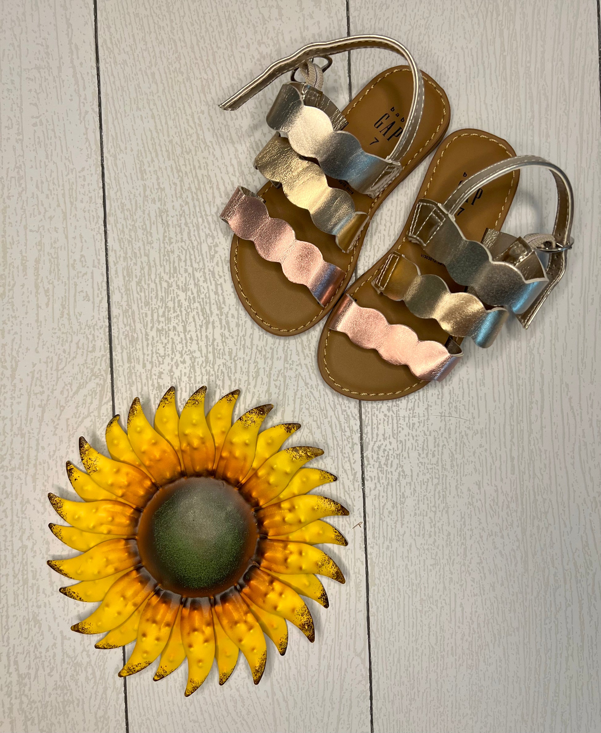 baby gap sandals 7C - The Sunflower Baby Shop