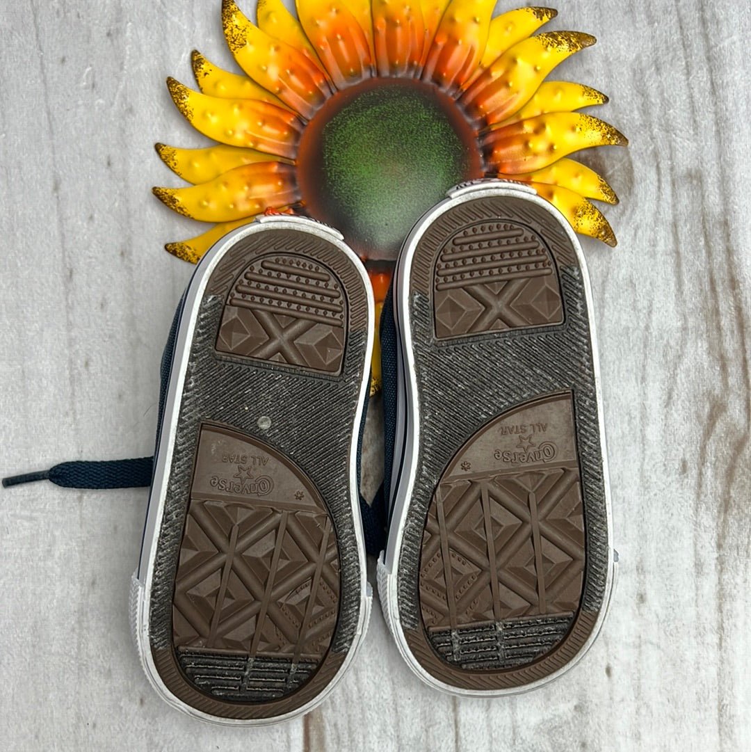 converse all star 6C - The Sunflower Baby Shop